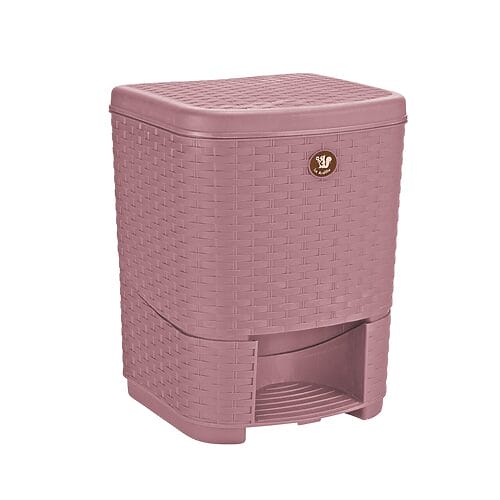 Bote Pedal Rattan Rosa Plasticos la Ardilla Plasticos del Hogar Bote Pedal Rattan 15 lts Ardilla